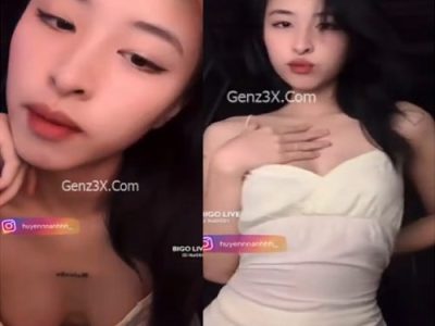 Bà Tưng Huyền Anh Live Show Cặp Vú Căng Mọng